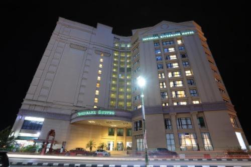 Riverbank Suites Waterfront Kuching Dış mekan fotoğraf